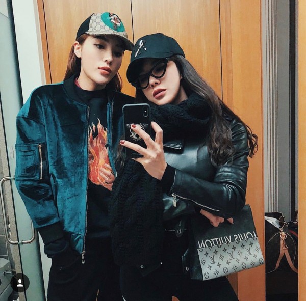 Điểm danh ‘hội chị em’ trong showbiz đang khiến fan ‘phát cuồng’ Điểm danh ‘hội chị em’ trong showbiz đang khiến fan ‘phát cuồng’